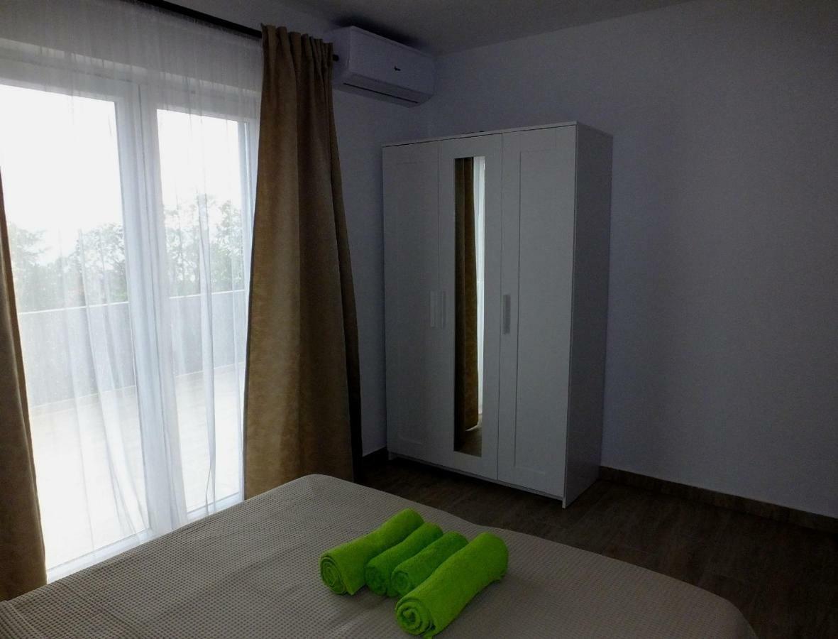Apartmani Berno Starigrad Paklenica Ngoại thất bức ảnh